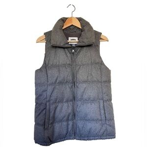 Old Navy Fleece Lined Puffer Vest Gray Winter vest Women's S.